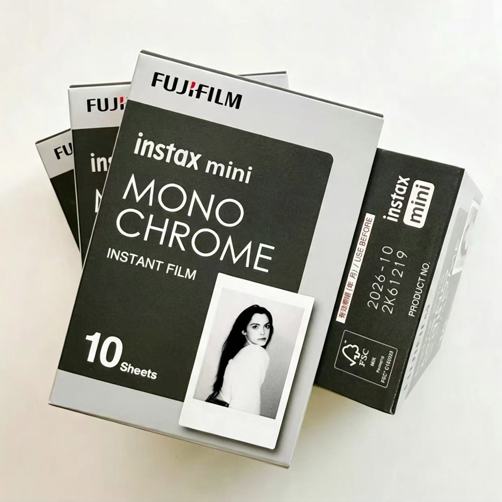 Super 8 Film Reel - Black and White Fujifilm Films Fuji